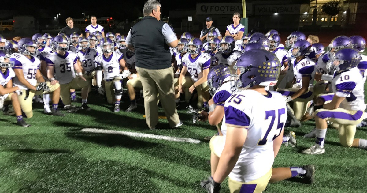 Football Queen Creek snuffs out late threat to go 80 AZPreps365